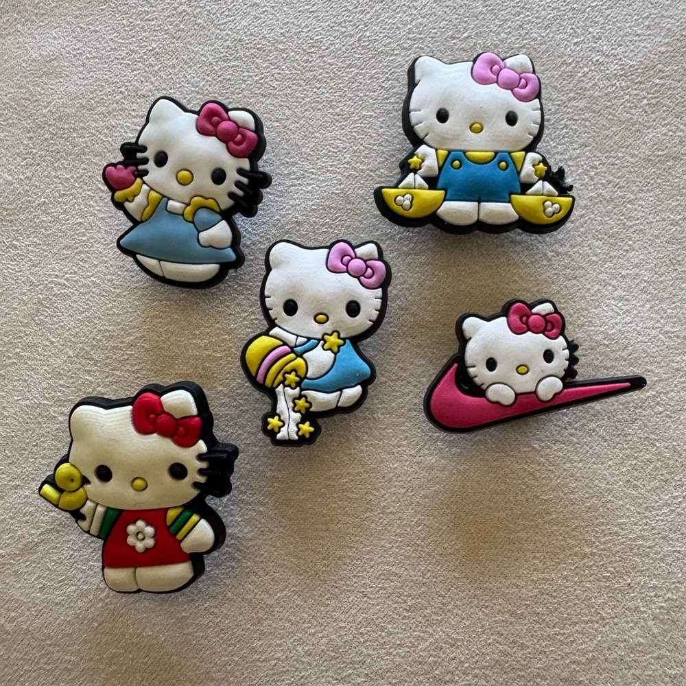 Hello Kitty Croc Charms Set of 5